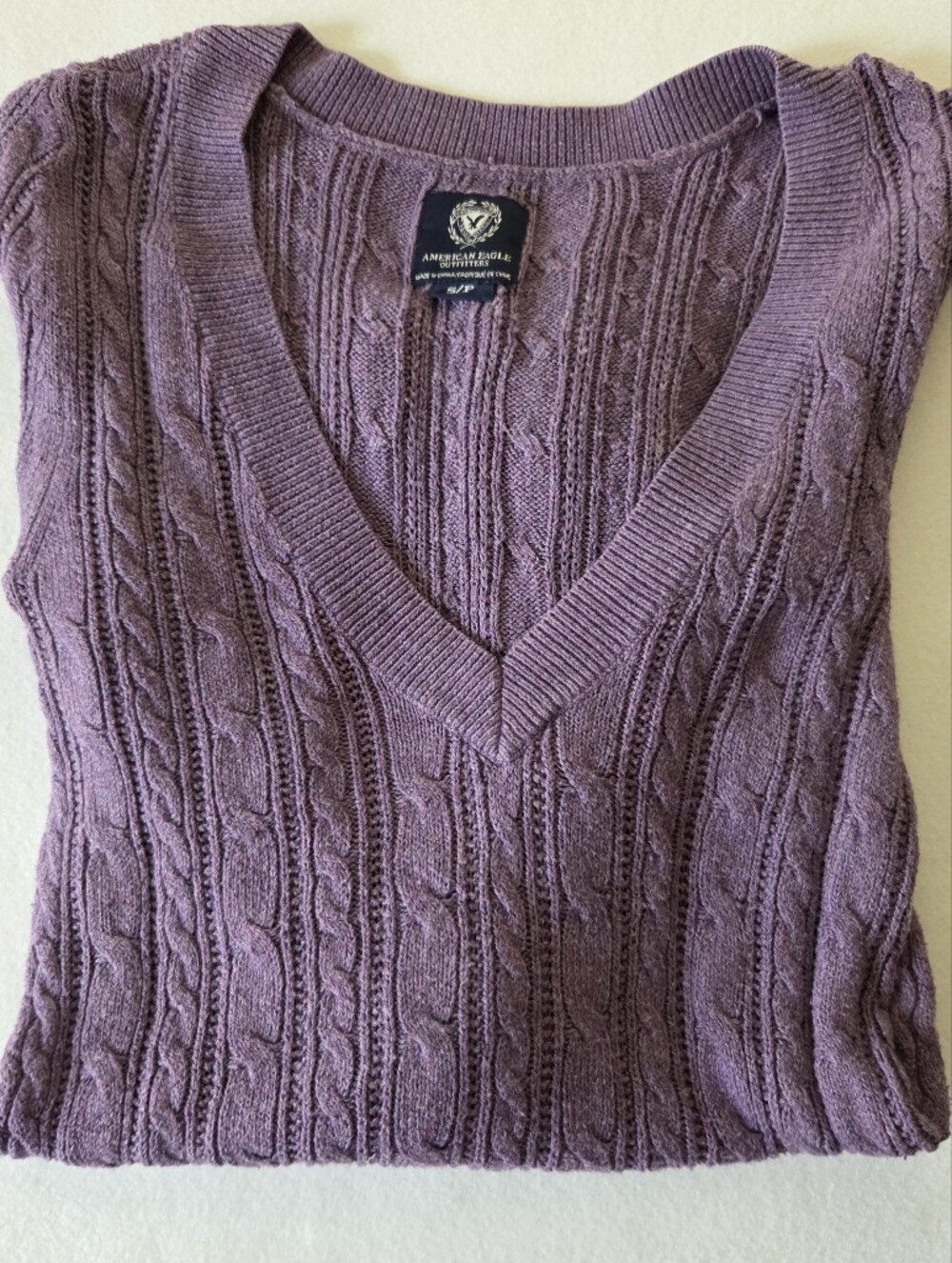 American Eagle Outfitters Plum Cable V-Neck Sweater S/P